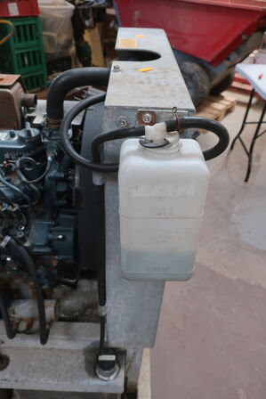 Hydraulikpumpe/trykstation m. KUBOTA D905 motor