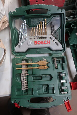 Elværktøj BOSCH sav/multisliber/slibemaskine