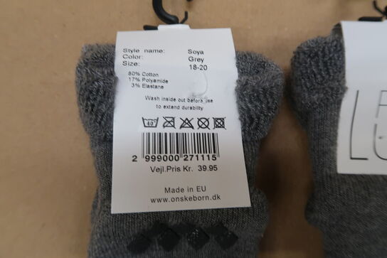 16 pk. PetitLux Strømper Soya Grey 3-pak - Str. 18-20