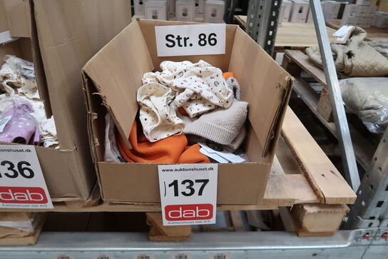 9 dele Børnetøj - Str. 86