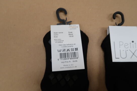 20 pk. PetitLux Strømper Soya Black 3-pak - Str. 18-20