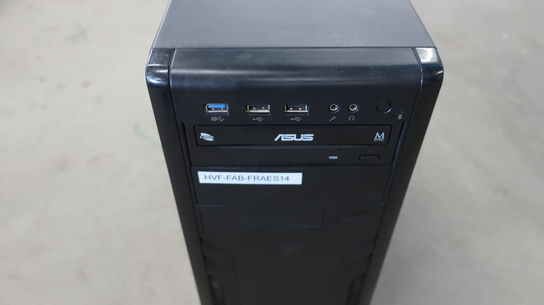 Stationær computer i7 - 32 GB RAM - 240 GB SSD - GTX 1050