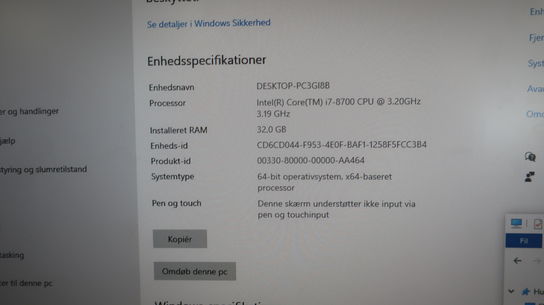 Stationær computer i7 - 32 GB RAM - 240 GB SSD - GTX 1050