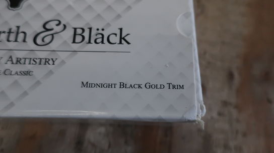 Fyldepen WORDSWORTH & BLACK Midnight Black Gold Trim