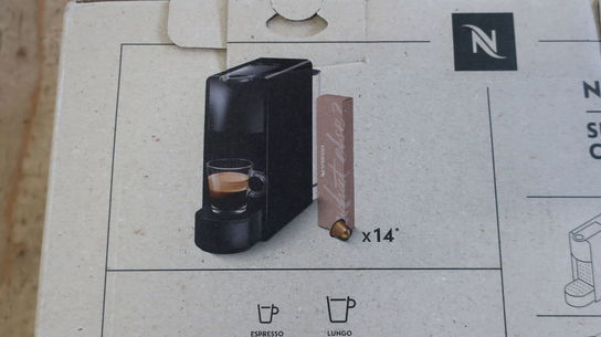 Kaffemaskine NESPRESSO Essenza Mini