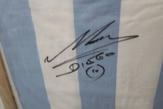 Signeret landsholdstrøje "Diego Maradona" inkl. certifikat