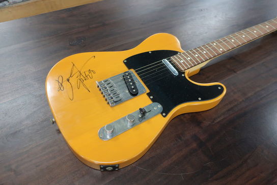 Signeret el-guitar SQUIER by Fender Telecaster "Bruce Springsteen"