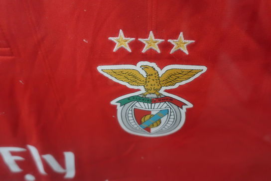 Signeret trøje "S.L. Benfica"