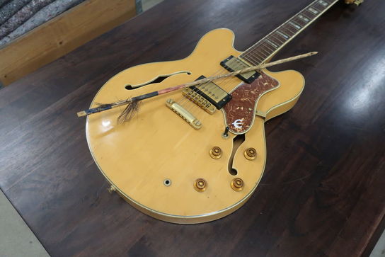 El-guitar EPIPHONE