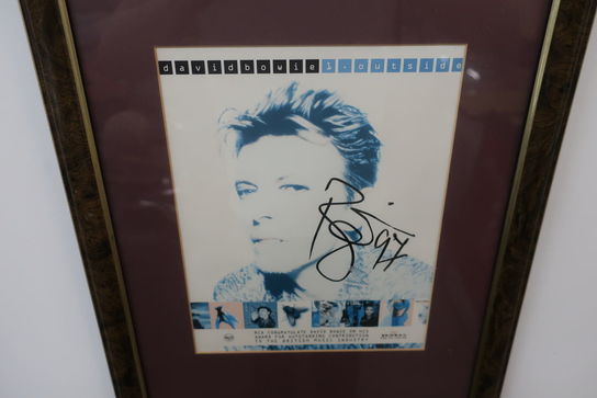 Signeret plakat "David Bowie"