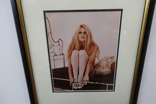 Signeret billede "Brigitte Bardot"