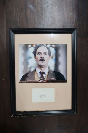 Signeret billede "John Cleese"