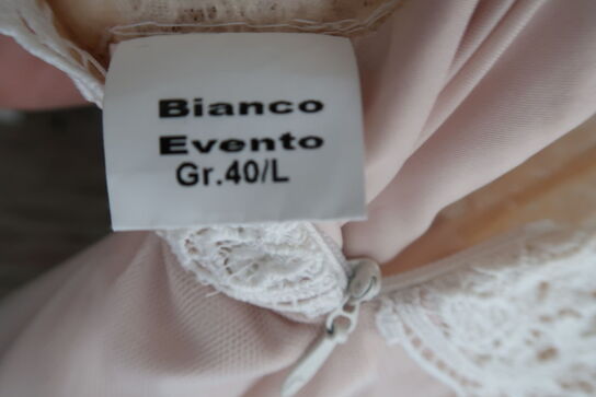 Brudekjole BIANCO EVENTO str.: 40/L