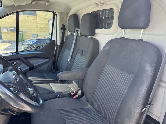 Varebil, Ford Transit custom, 2,2TDCi (125hk) 310 L2 Van manuel