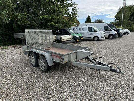 Maskintrailer, Variant 2002M1 2000 kg