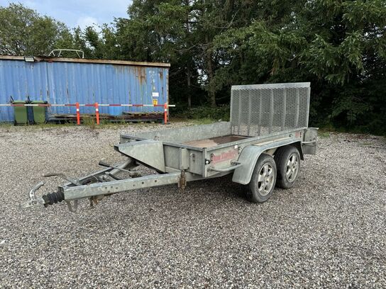 Maskintrailer, Variant 2002M1 2000 kg