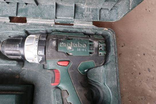 Akku bore/skruemaskine METABO SB 18 L med 2 stk. batterier og lader