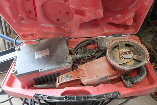 Betonslibemaskine HILTI DG 150 med omformer HILTI DPC 20