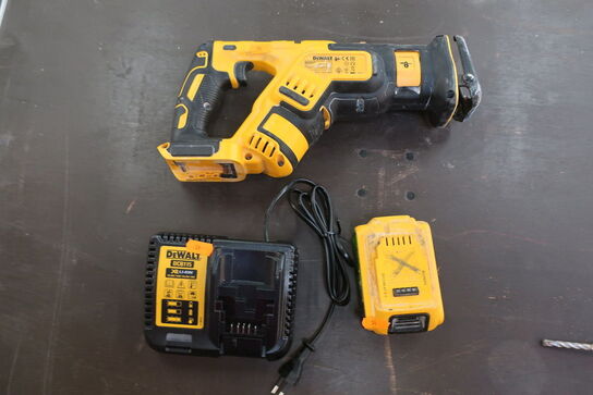 Bajonetsav DEWALT DCS367