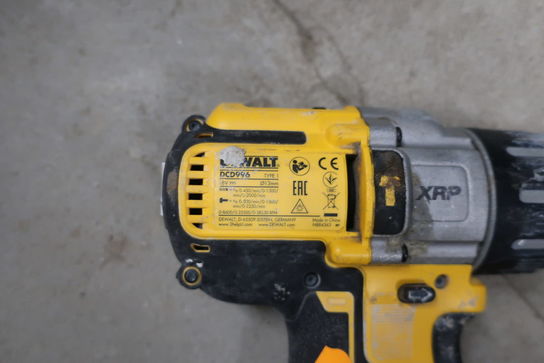 Akku bore/skruemaskine DEWALT DCD996