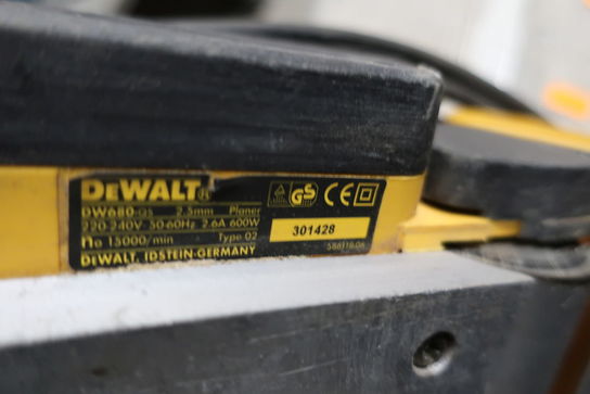 Elhøvl DEWALT DW680-QS