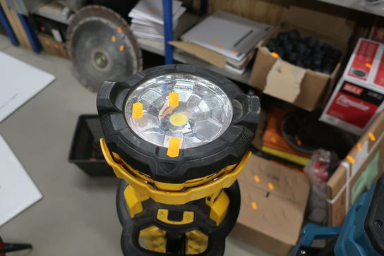 Arbejdslampe DEWALT DCL079