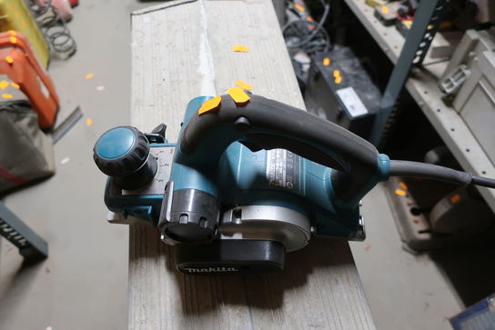 Elhøvl MAKITA KP0810