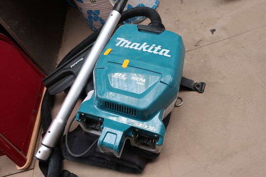 Rygstøvsuger MAKITA DVC261