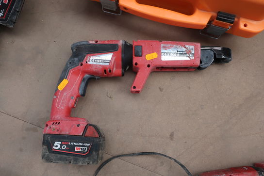 Akku gipsskruemaskine MILWAUKEE M18FSG med batteri