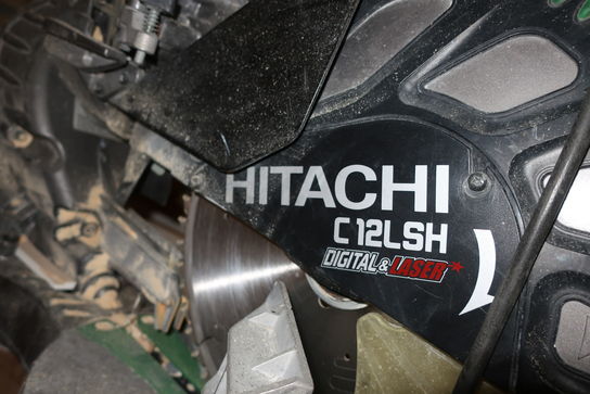 Kap-/geringssav HITACHI C 12LSH