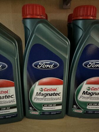 9 fl. Castrol Magnatec Professional A5 5W-30 - 1 liter