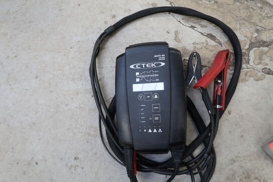 CTEK MXTS40 8-trins Lader 12/24V 40/20A