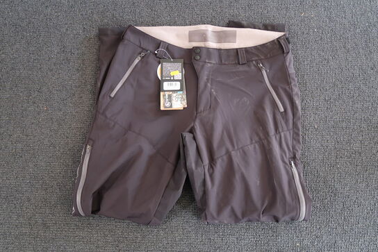 Cykelbukser, Endura MT500 Spray Trouser Cykelbukser Black - Str. XXL