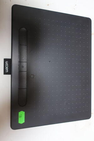 Laptop LENOVO ThinkPad T480s m.  WACOM Intuos