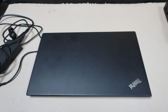 Laptop LENOVO ThinkPad T14s