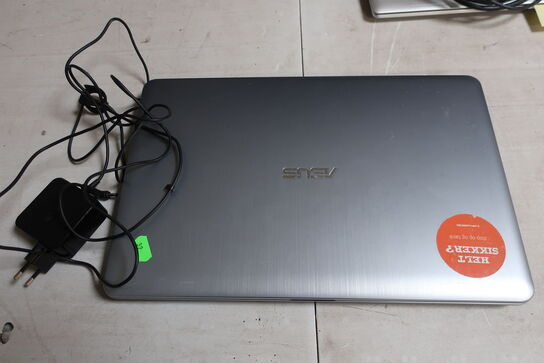 Laptop ASUS R541U