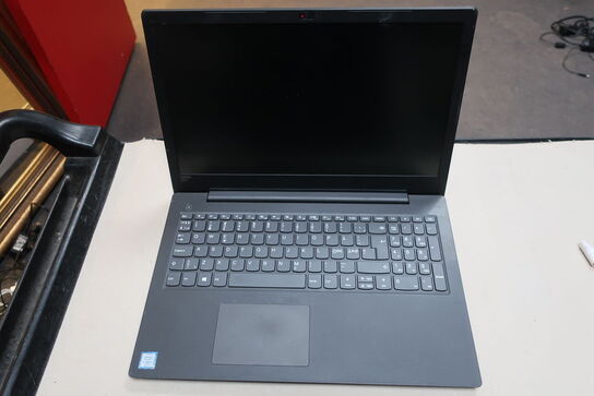 Laptop LENOVO ThinkPad V130-15IKB