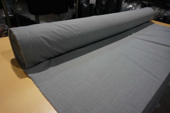 1 Stofrulle ca. 65 meter Oliveira Color: 020 Lightgrey