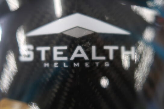 Hjelm STEALTH str. M - Sort (ubrugt)