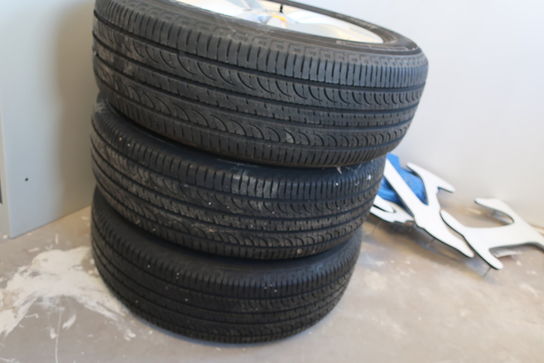 3 stk. bildæk Geolandar suv 215/60 R17 96H