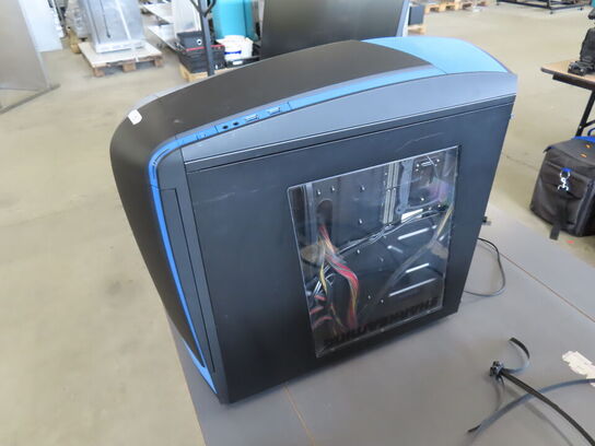Gaming PC med Skærmog tastetur (SHARK GAMING)