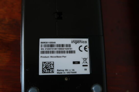 Kasseapparat Sharp XE-A303 + Indenico kortterminal