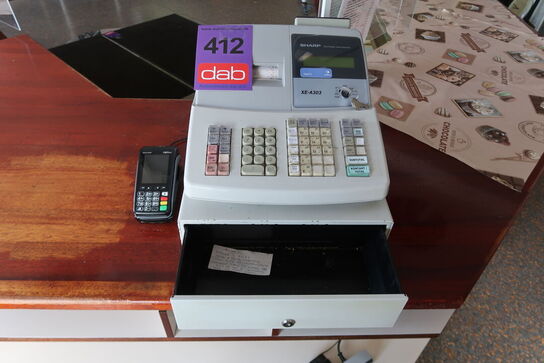 Kasseapparat Sharp XE-A303 + Indenico kortterminal