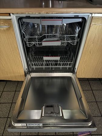 Opvaskemaskine, Bosch Silence+ Serie 4