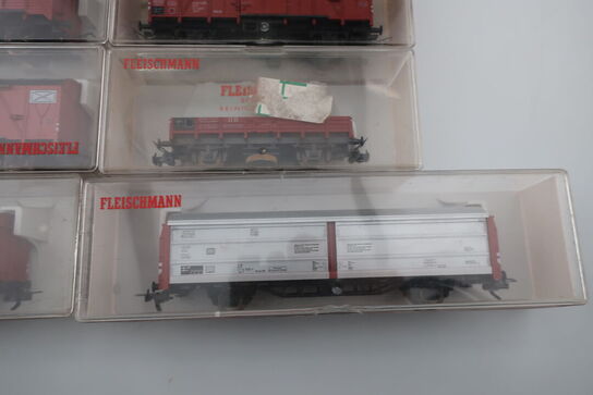 8 stk. model togvogne FLEISCHMANN 5335, 5569, 5330