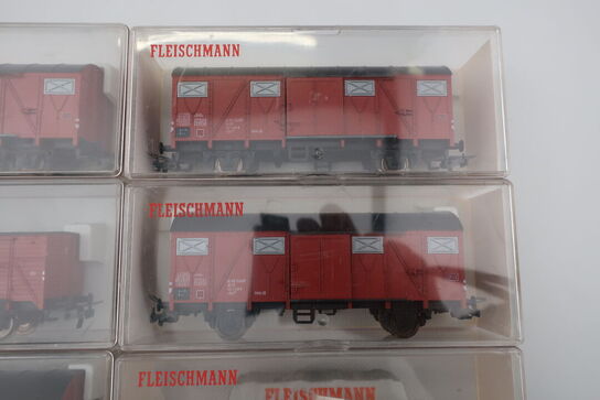 8 stk. model togvogne FLEISCHMANN 5335, 5569, 5330