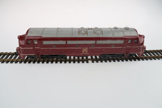 Model lokomotiv DSB MY 1101