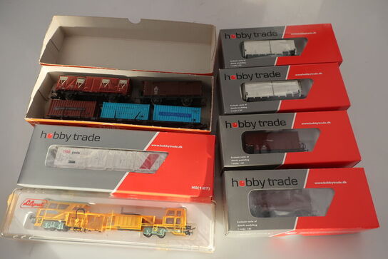 7 stk. model togvogne HOBBYTRADE QH32081, QE34017, QHL32216, QD23519 m.fl.