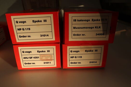 8 stk. model togvogne HOBBYTRADE HPQ119, AHJ QF 4351, QG 33676, QF 23941 m.fl.