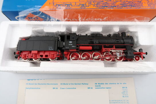 Model lokomotiv ROCO BR 58